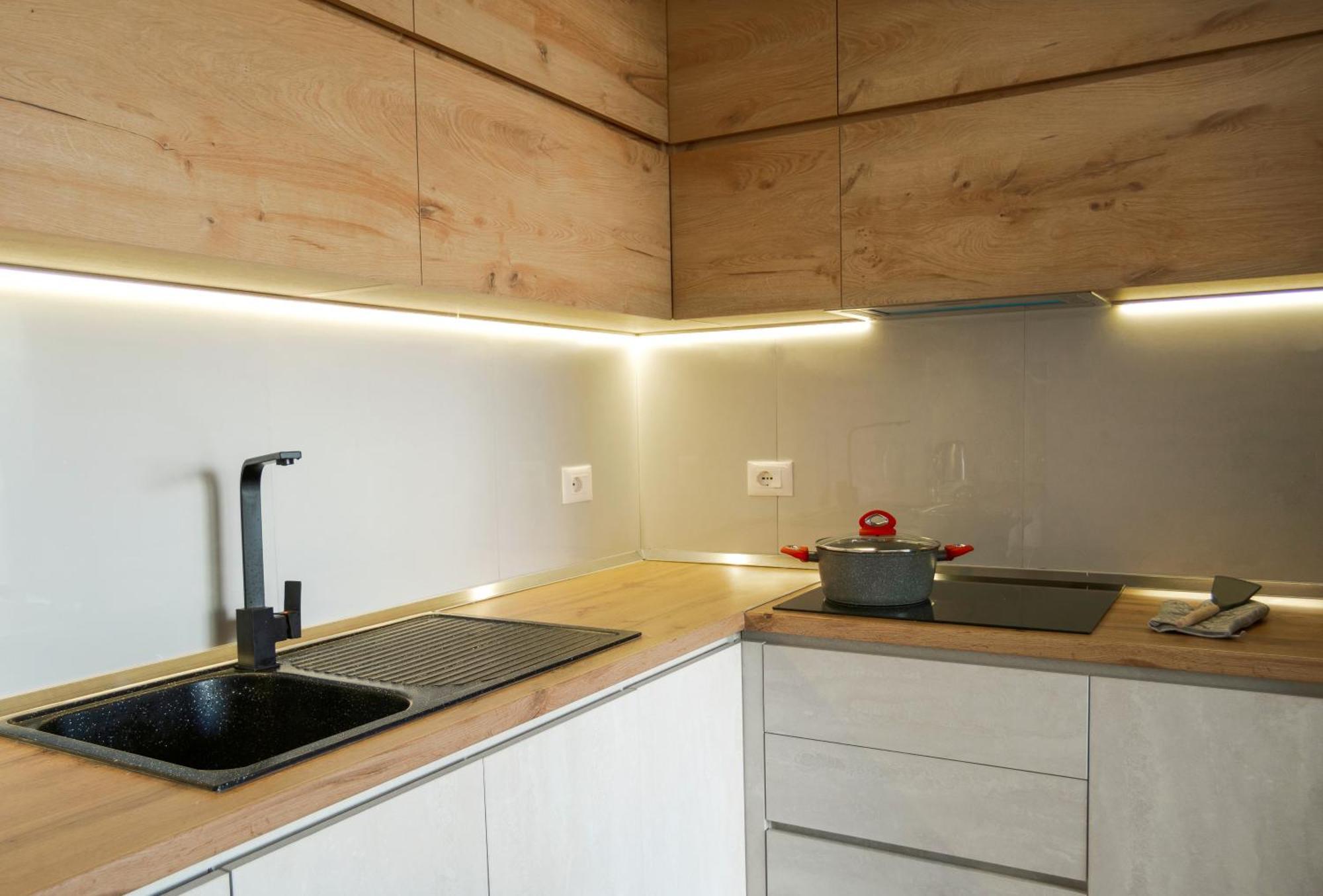 טיראנה Urban Serenity City Skyline View Apartment 1 מראה חיצוני תמונה