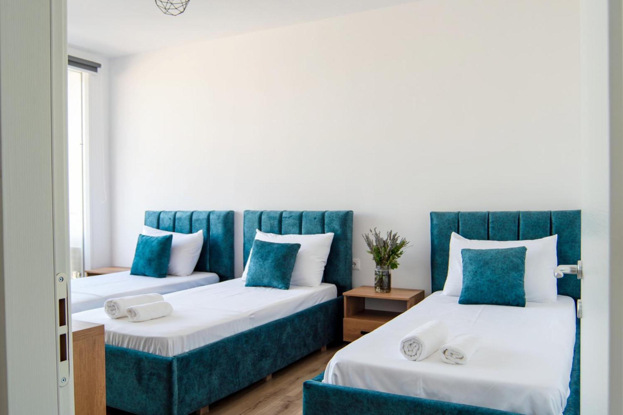 טיראנה Urban Serenity City Skyline View Apartment 1 מראה חיצוני תמונה